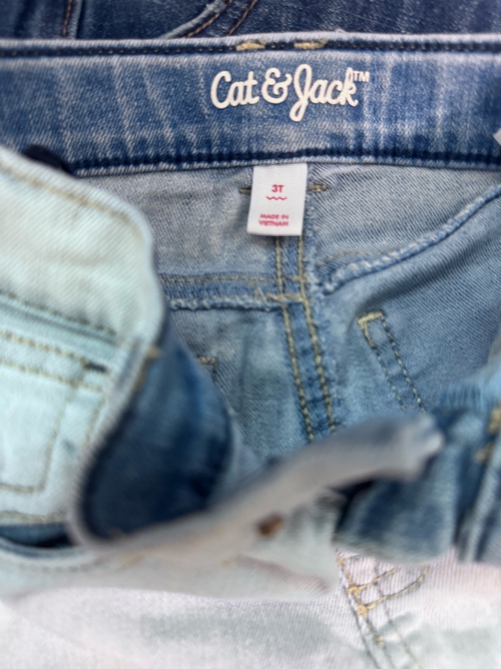 Cat & Jack Bundle Girls Denim Shorts Bundle (2 Pairs) – Size 3T - Picture 13 of 14